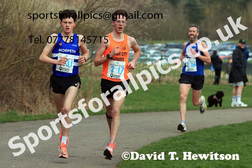 Senior and Veteran Men in the 2024 NECAA Road Relays Champs., Hetton Lyons Country Park, Hetton le Hole, County Durham. Photo: David T. Hewitson/Sports for All Pics